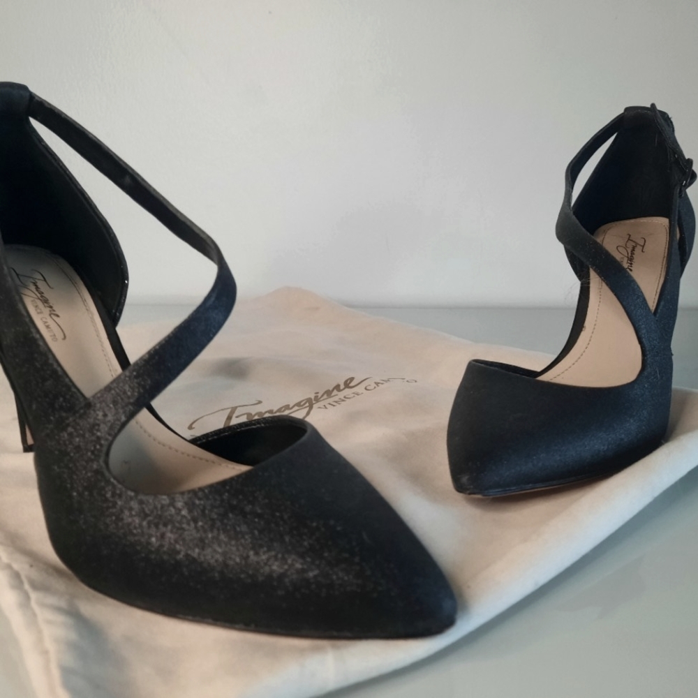 Vince Camuto pumps